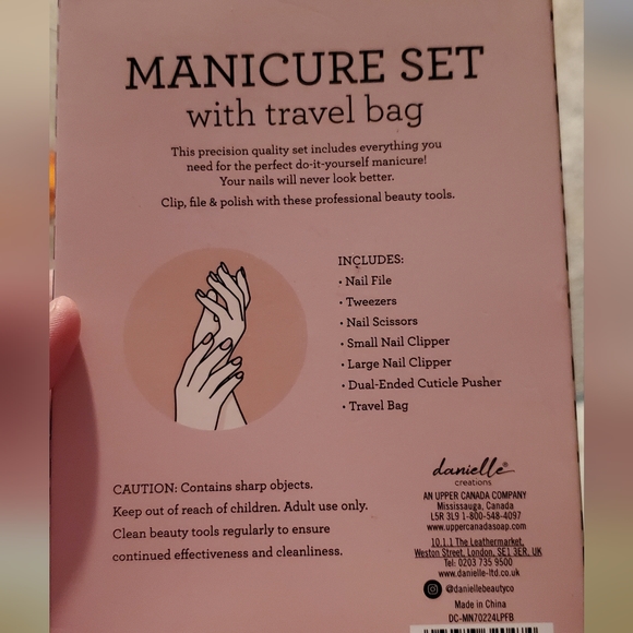 Manicure Set - Picture 2 of 2